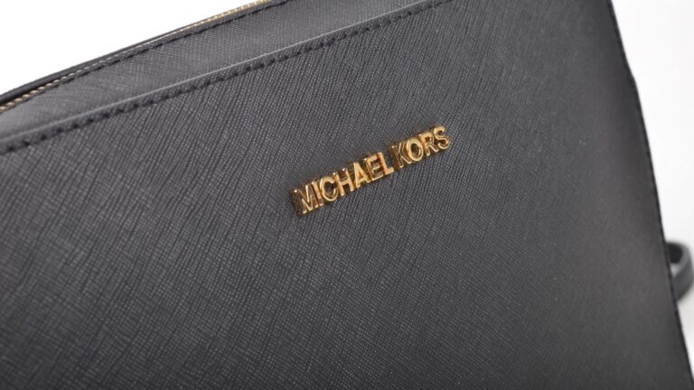 michael kors saffiano leather black bag